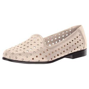 Trotters Cream Perforated Loafers